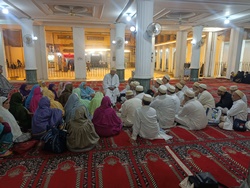 Majlis in Jaame' Buraasa